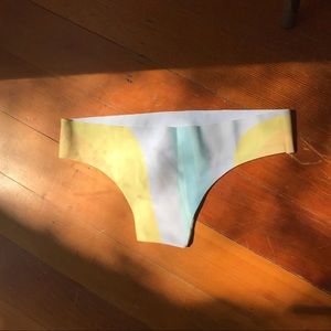 AMARA SWIM • Hotcakes in Body Electric